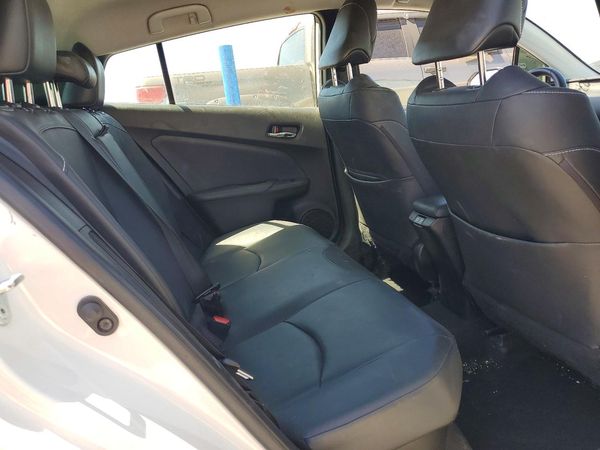 2020 TOYOTA PRIUS