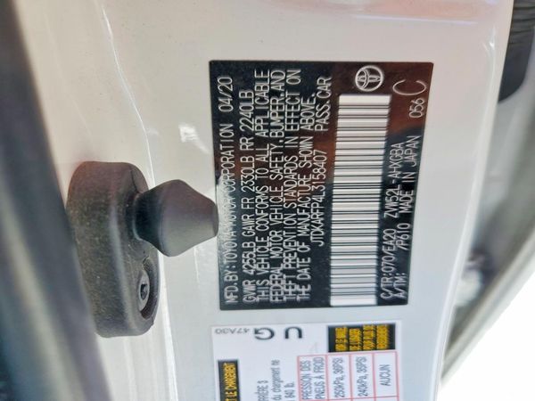 2020 TOYOTA PRIUS