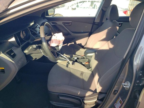 2014 HYUNDAI ELANTRA GLS(Middle)