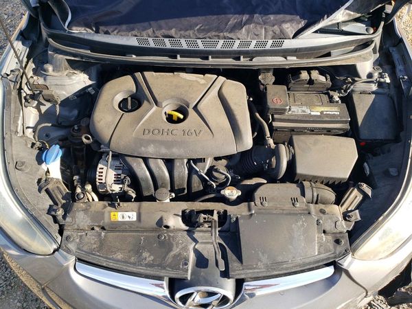 2014 HYUNDAI ELANTRA GLS(Middle)