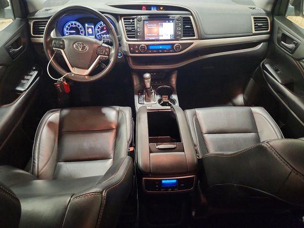 2019 TOYOTA HIGHLANDER SE/XLE