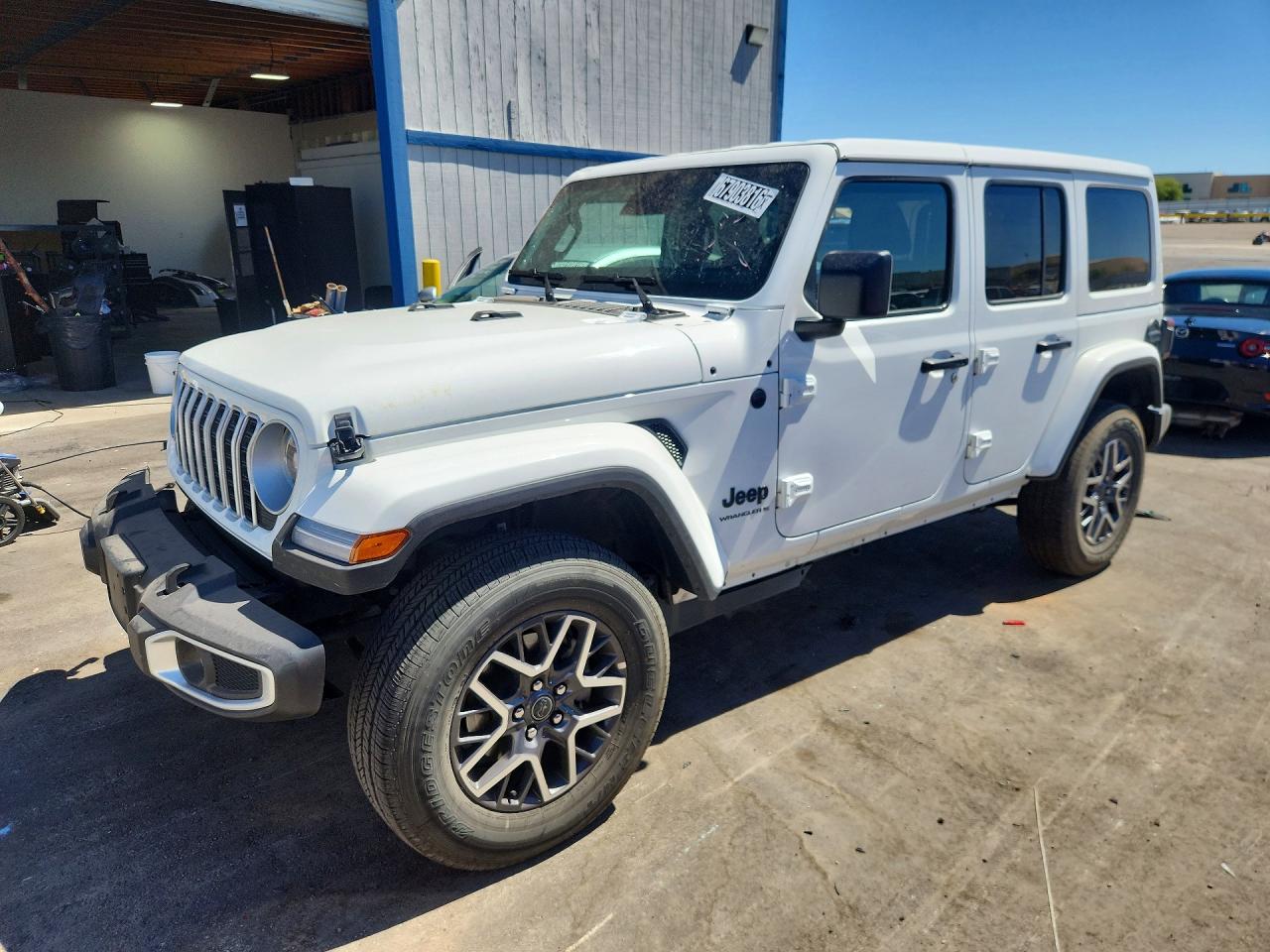 2026 JEEP WRANGLER Sahara — Front 3/4