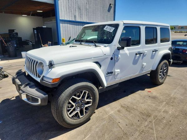 2026 JEEP WRANGLER Sahara — Front 3/4
