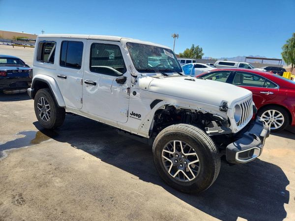 2026 JEEP WRANGLER Sahara — Passenger 3/4