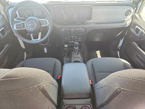 2026 JEEP WRANGLER Sahara — CKPT