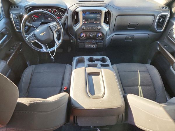 2021 CHEVROLET SILVERADO LT