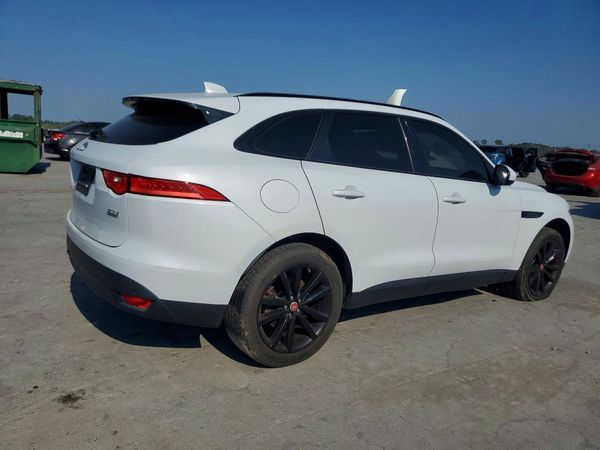 2017 JAGUAR F-PACE Prestige