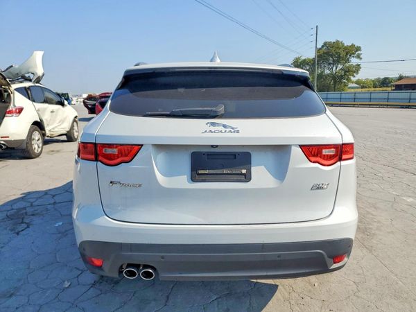 2017 JAGUAR F-PACE Prestige