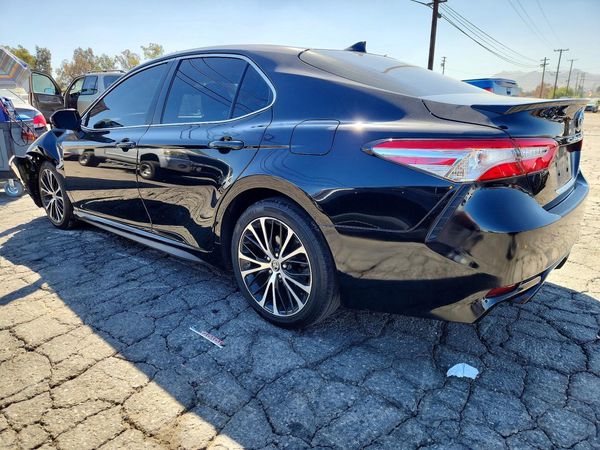 2020 TOYOTA CAMRY