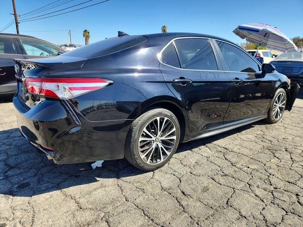 2020 TOYOTA CAMRY