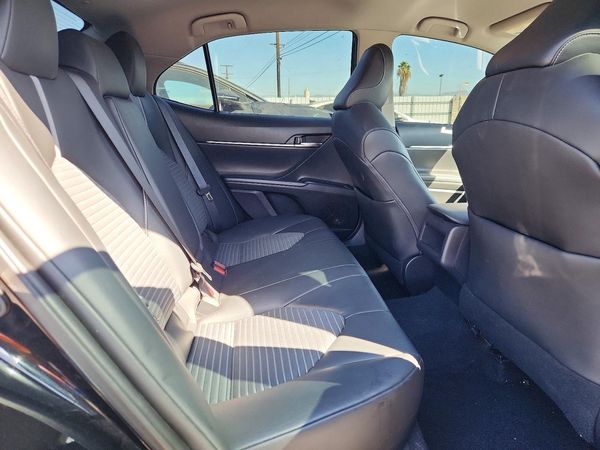 2020 TOYOTA CAMRY