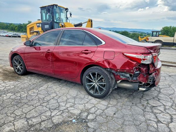 2017 TOYOTA CAMRY XLE/XSE