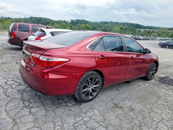2017 TOYOTA CAMRY XLE/XSE