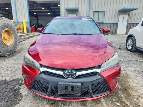 2017 TOYOTA CAMRY XLE/XSE