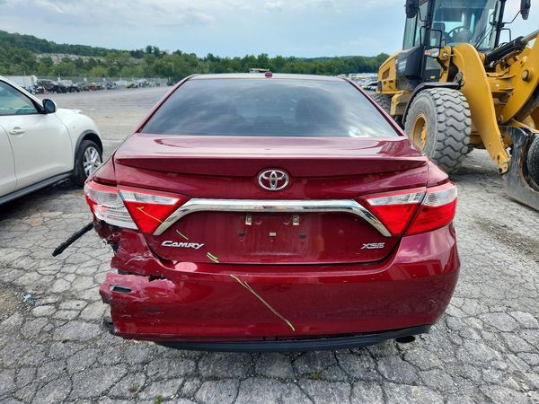 2017 TOYOTA CAMRY XLE/XSE
