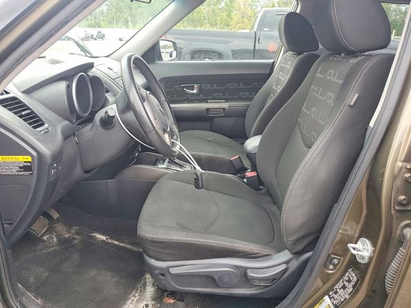 2012 KIA SOUL GL — DENT