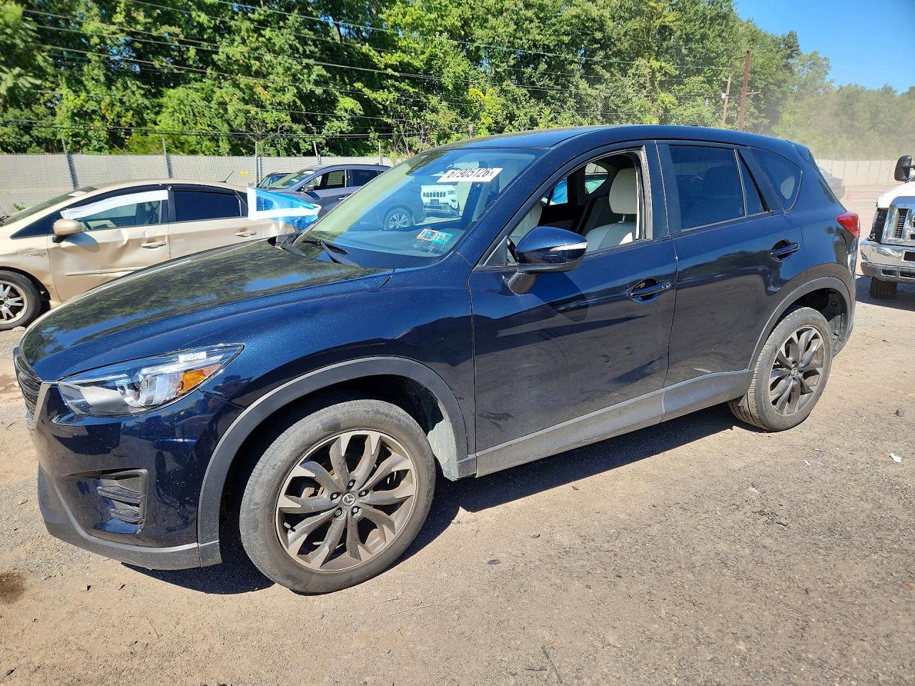 2016 MAZDA CX-5 Grand Touring/GT — Front 3/4