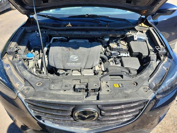 2016 MAZDA CX-5 Grand Touring/GT — Engine bay