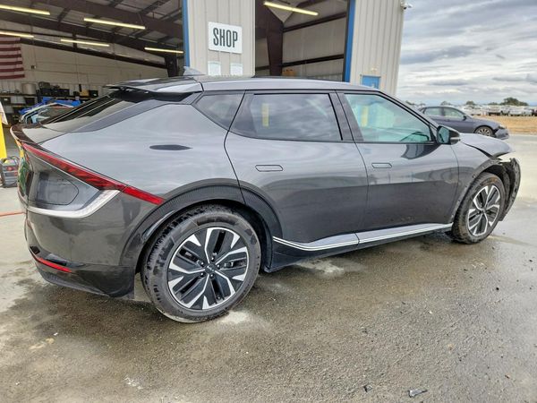 2023 KIA EV6 Light, Wind