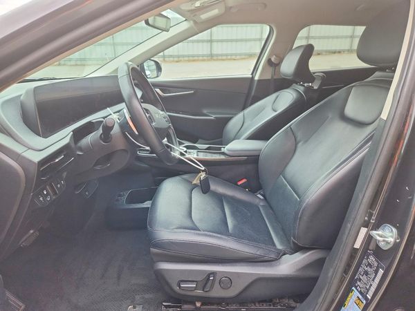 2023 KIA EV6 Light, Wind