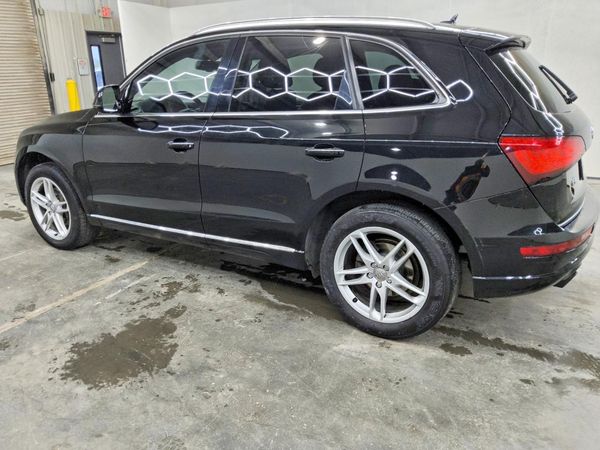 2015 AUDI Q5 Premium Plus — DSRA