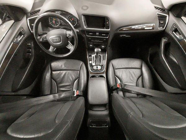 2015 AUDI Q5 Premium Plus — CKPT