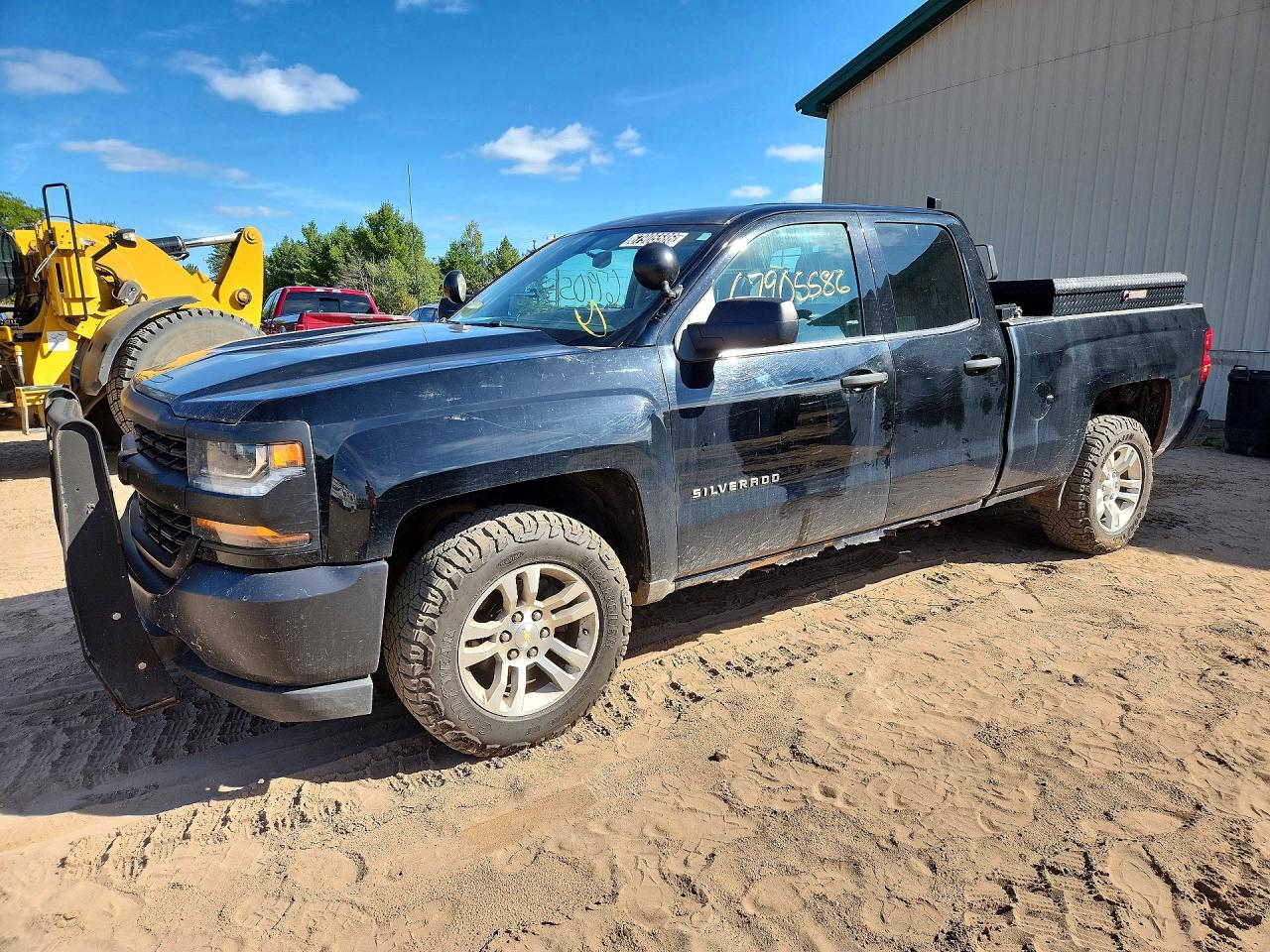 2018 CHEVROLET SILVERADO Work Truck/LS/Fleet/Base — Front 3/4