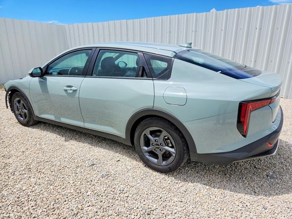 2026 KIA K4 LX, LXS