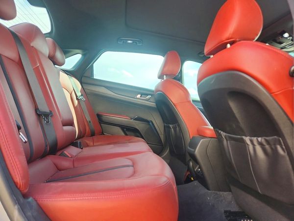 2022 KIA K5