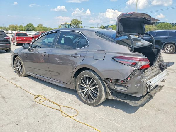 2022 TOYOTA CAMRY