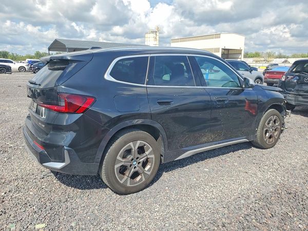 2024 BMW X1