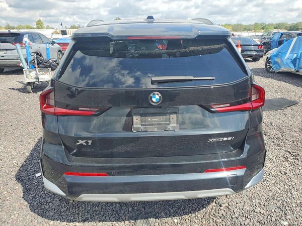 2024 BMW X1