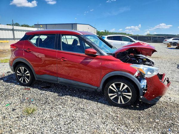 2020 NISSAN KICKS