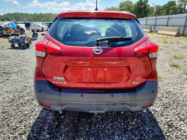 2020 NISSAN KICKS