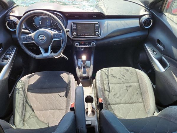 2020 NISSAN KICKS