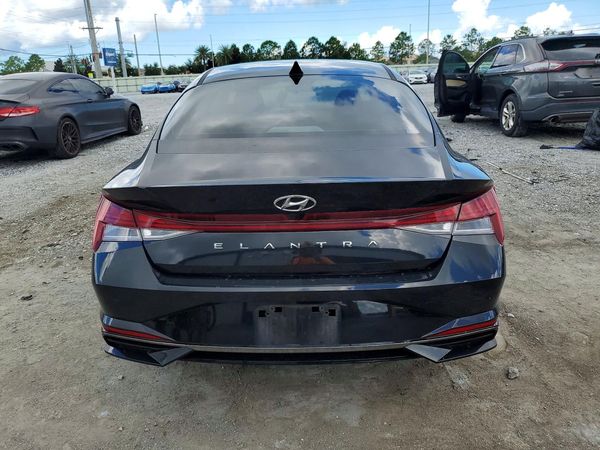 2022 HYUNDAI ELANTRA