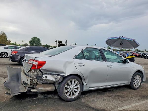 2014 TOYOTA CAMRY Hybrid