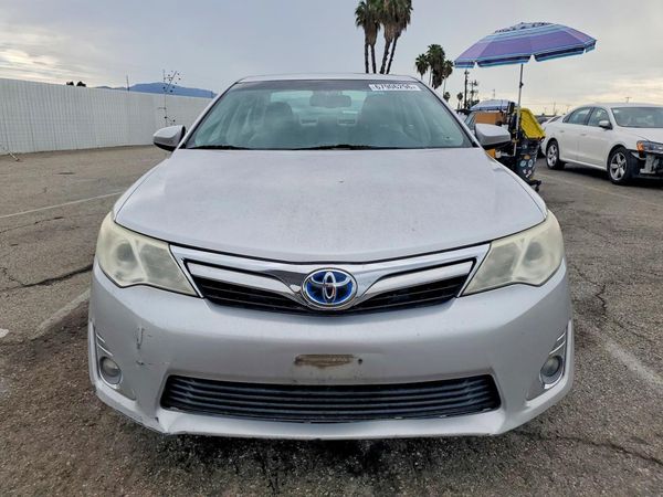 2014 TOYOTA CAMRY Hybrid