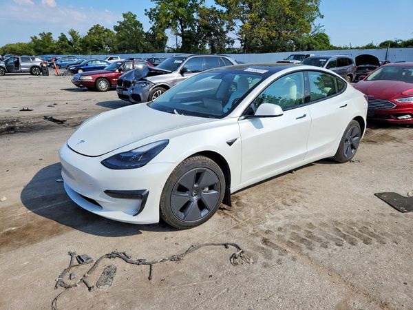 2022 TESLA MODEL 3