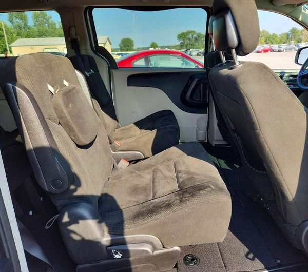 2015 DODGE GRAND CARAVAN SE