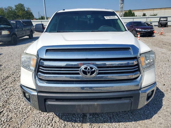 2017 TOYOTA TUNDRA