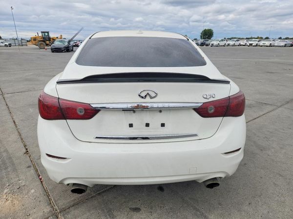 2015 INFINITI Q50