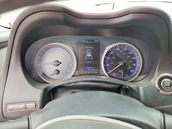 2015 INFINITI Q50