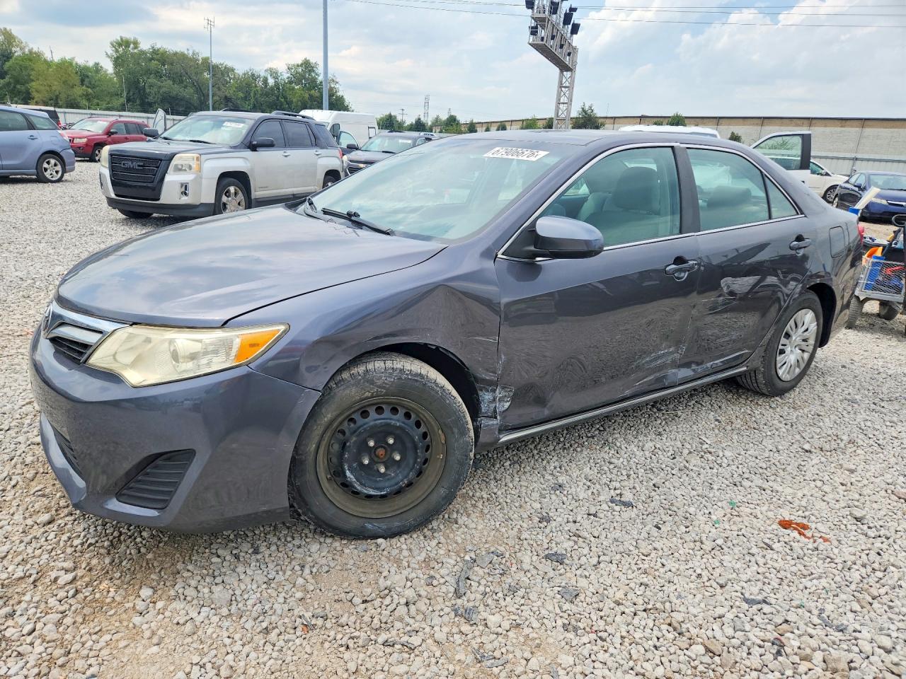 2014 TOYOTA CAMRY