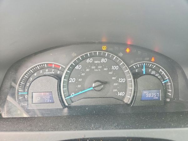 2014 TOYOTA CAMRY