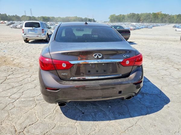 2015 INFINITI Q50