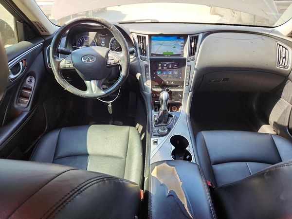 2015 INFINITI Q50