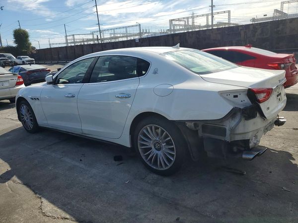2014 MASERATI QUATTROPORTE Essence
