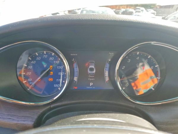 2014 MASERATI QUATTROPORTE Essence