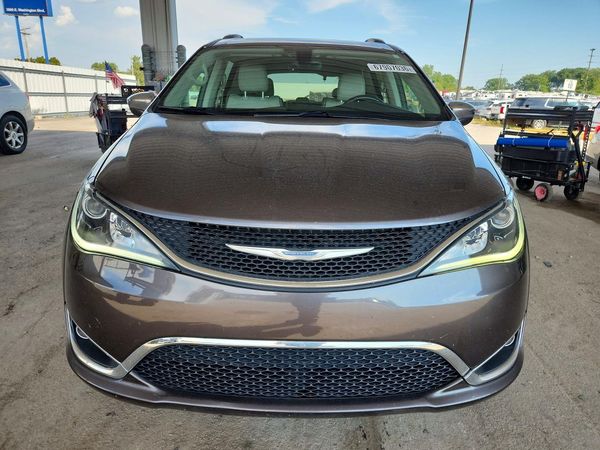 2018 CHRYSLER PACIFICA